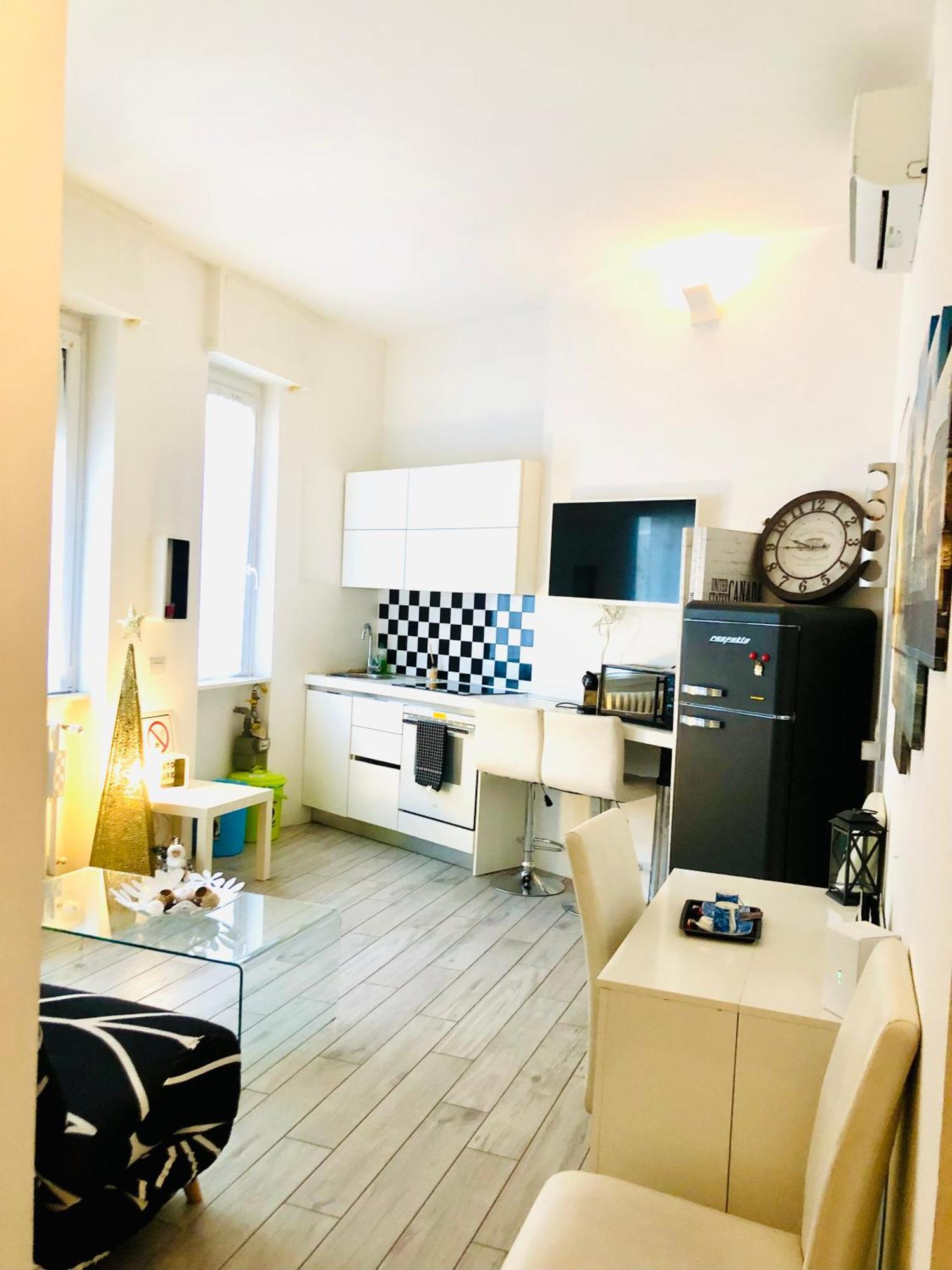 Bed and Breakfast Joo'S Flat Milano Esterno foto